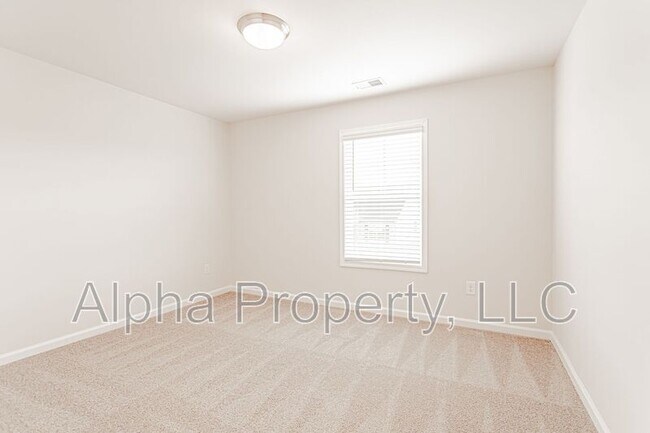 Building Photo - 364 White Peach Wy