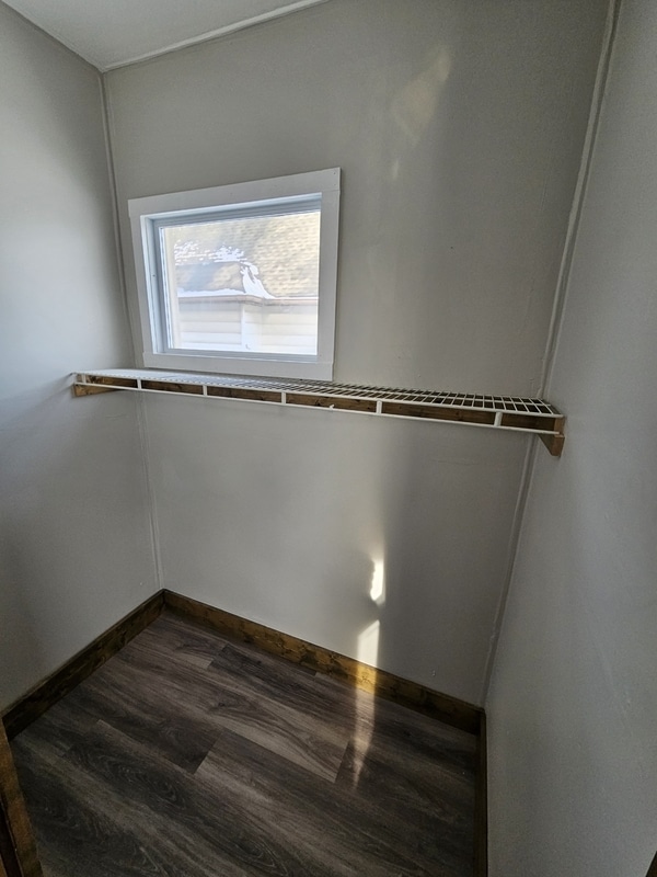 Building Photo - 3242 W 92nd St