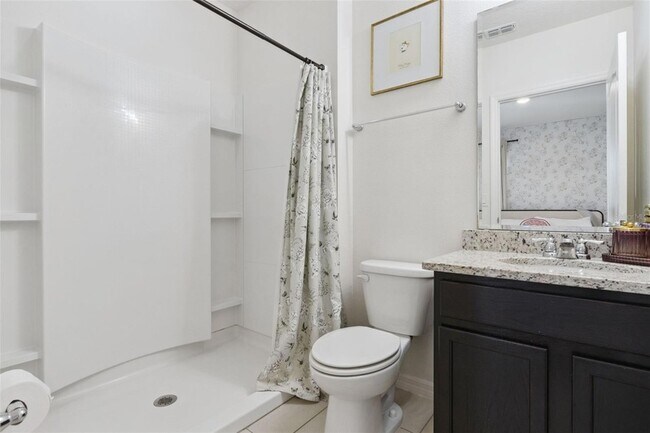 Building Photo - 5289 Oakbourne Ave