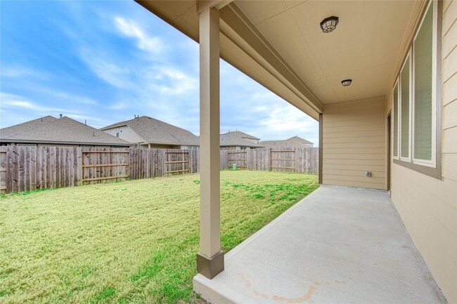 Building Photo - 26019 Steele Flower Dr