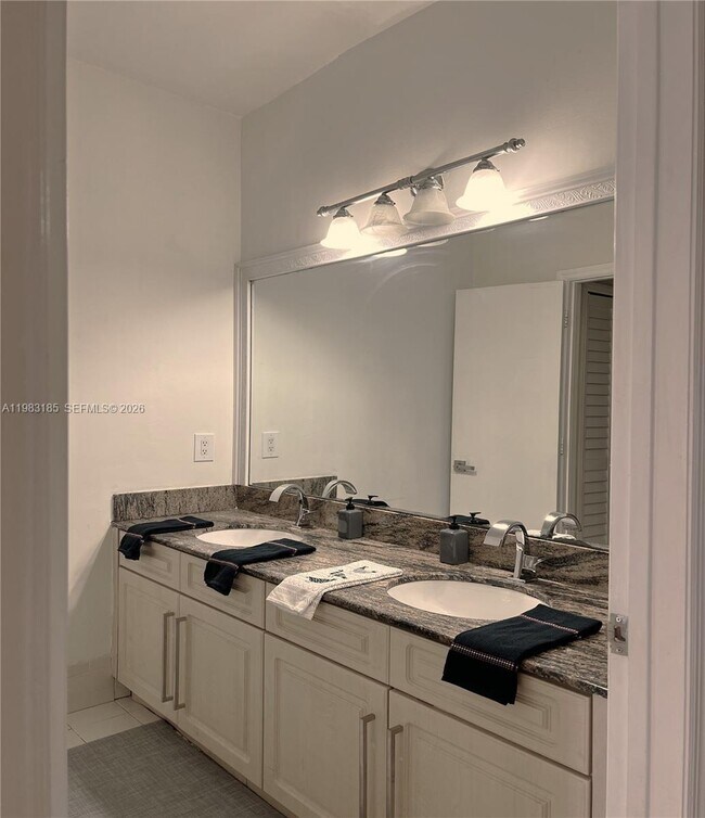 Building Photo - 15840 SW 151st Terrace