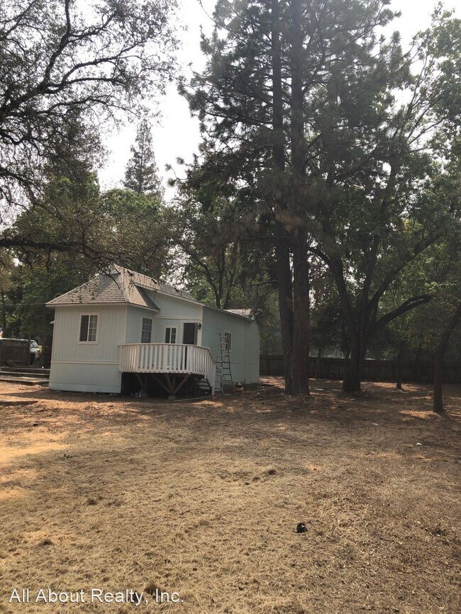 Building Photo - 3 br, 2 bath House - 8001 Alta Vista Lane