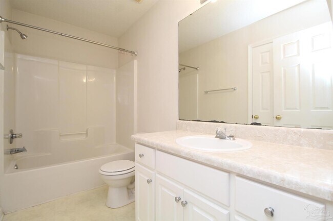 Building Photo - 6209 Cottage Woods Dr