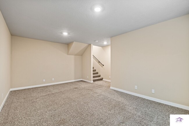 Building Photo - WELCOME HOME!