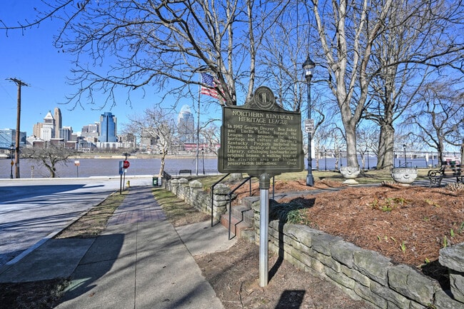 Building Photo - 229 Riverside Dr