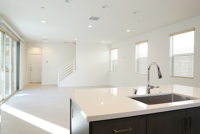 Building Photo - 74371 Nichols Dr
