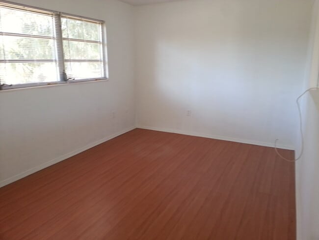Building Photo - 2203 Montclair Drive, Sarasota, FL 34231