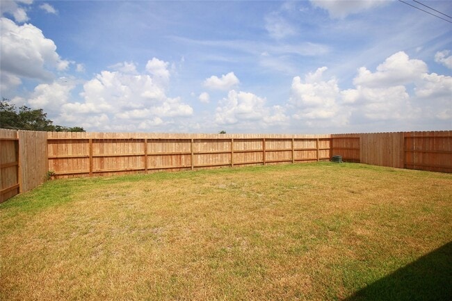 Building Photo - 3218 Elm Br Dr