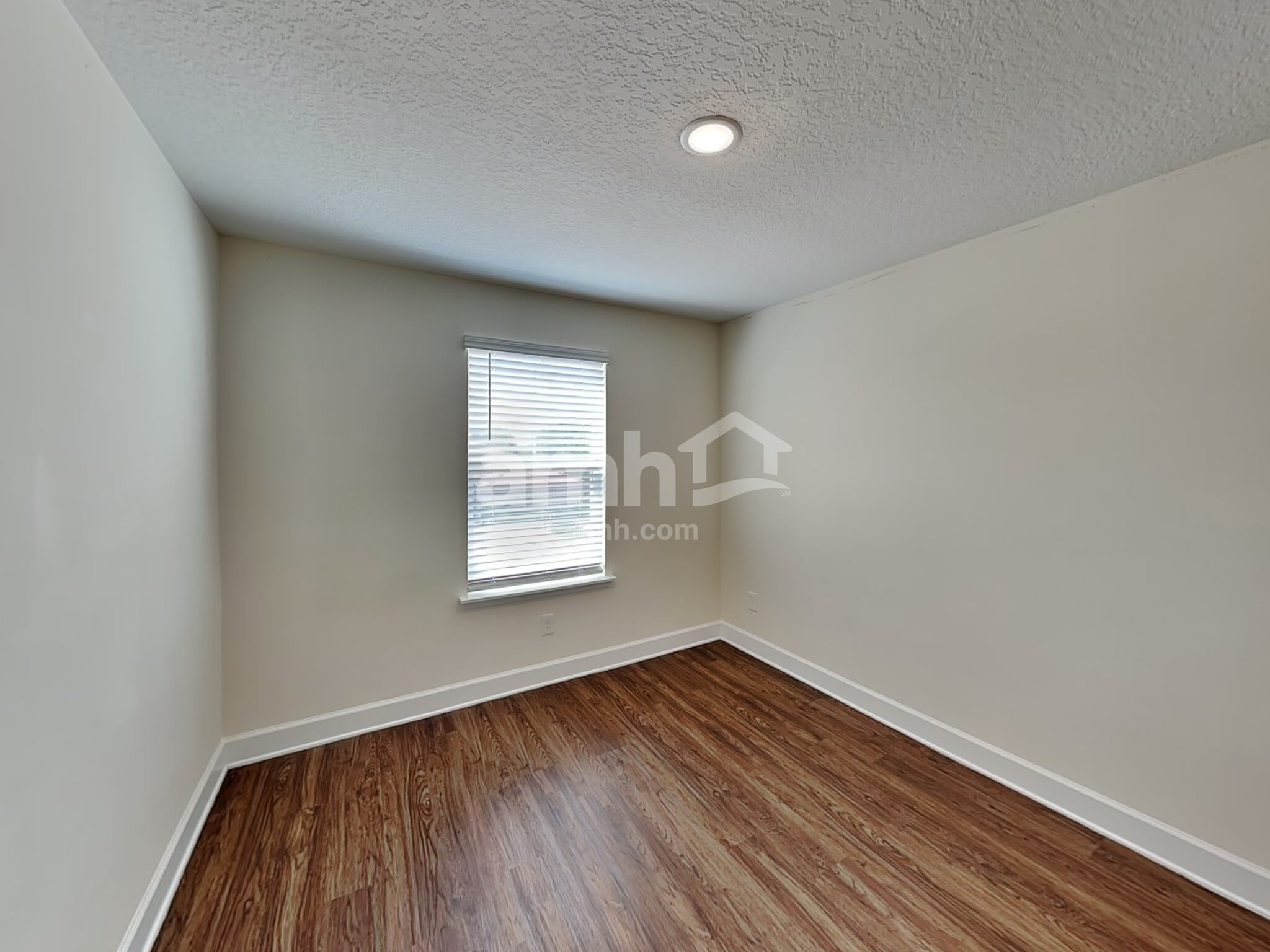Building Photo - 302 Crestrun Loop