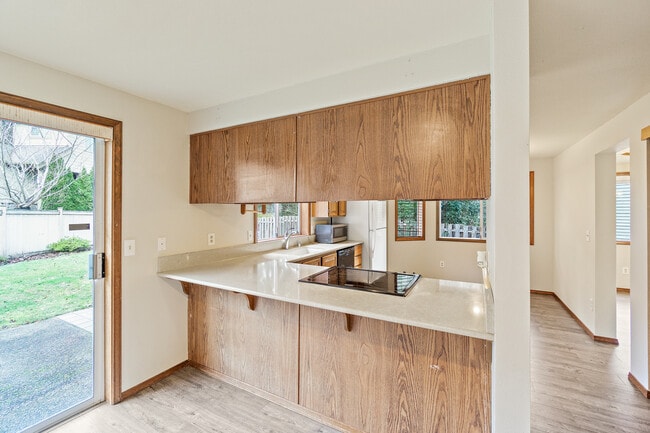 Building Photo - 4521 186th Ave SE