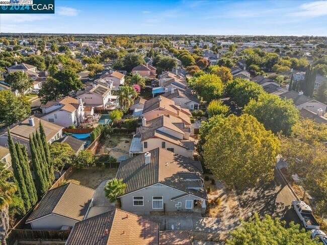 Building Photo - 4675 Christenson St