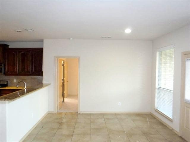 Building Photo - 1435 Del Mar Dr