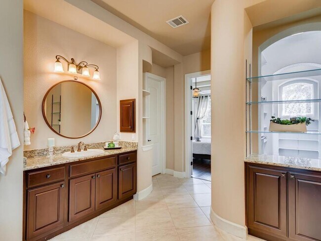 Building Photo - 215 Reveille Rd