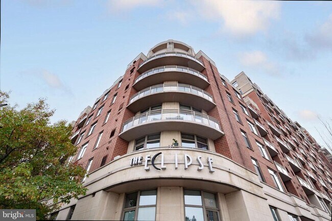 Building Photo - 3600 S Glebe Rd