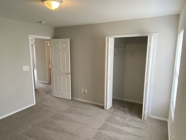 Building Photo - COMING SOON - OCCUPIED