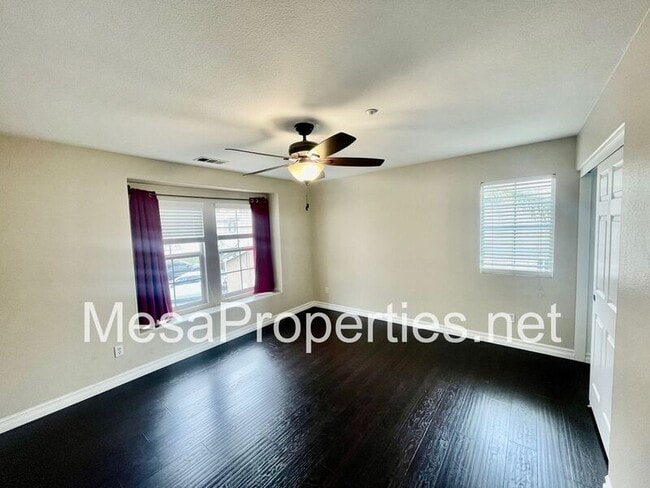 Building Photo - 15471 American Way