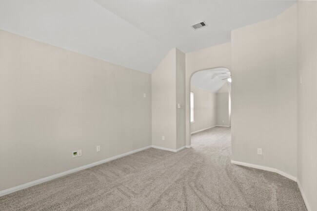 Building Photo - 2203 Rocky Shores Ln