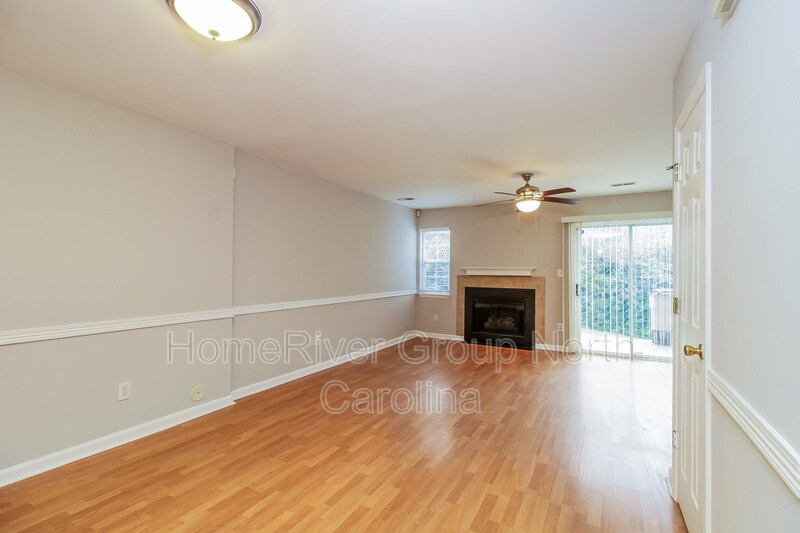 Building Photo - 3719 Winborne Ln