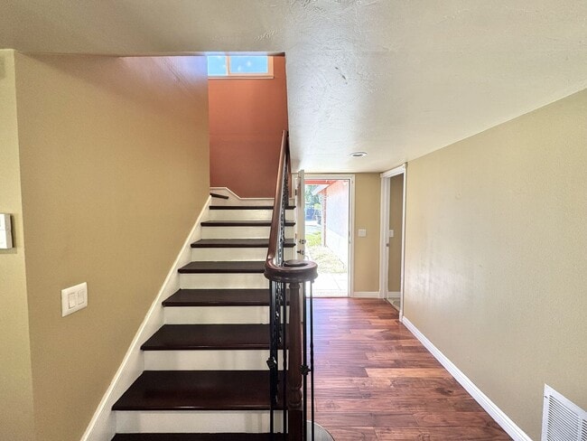 Building Photo - Prestigious Home In Beautiful Del Cerro ~ 5 Bedroom / 3 Bathroom House!!!