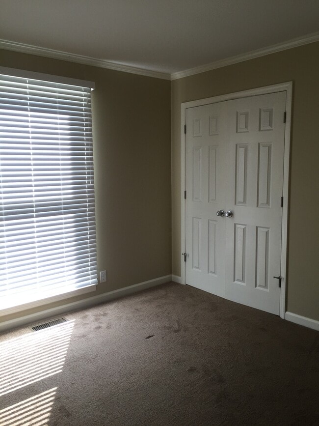 Building Photo - 642B Harpeth Bend Drive