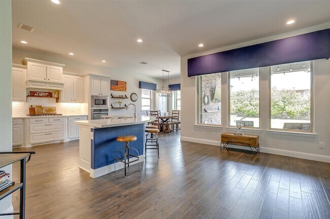 Building Photo - 15024 Teasley Ave