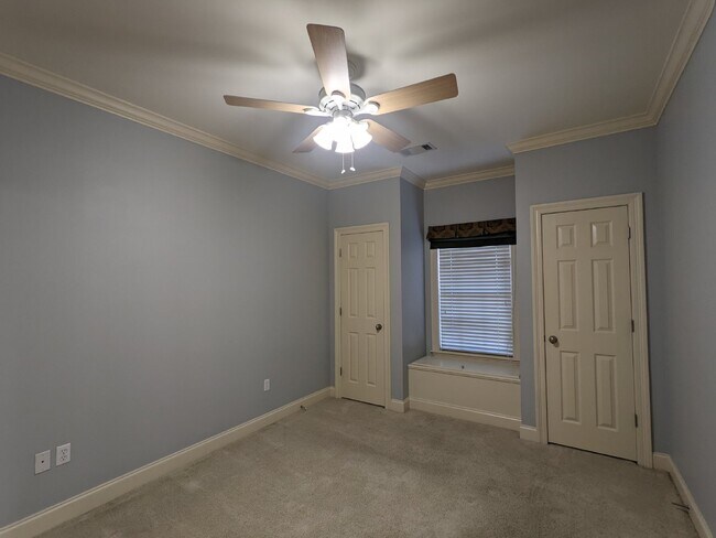 Building Photo - 103 Private Rd 3085