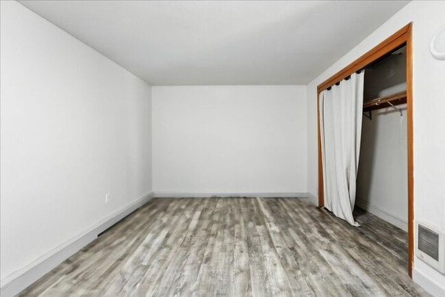 Building Photo - Newly Renovated 5BD/3BA Single-Family Home in University Park - Near UPortland! $3,750/mo - Avail...