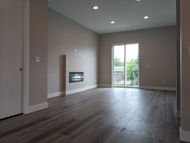 Building Photo - Modern 3-Bedroom Home in Prime Arvada Location