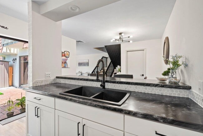 Building Photo - 3571 SW Sunset Trace Cir