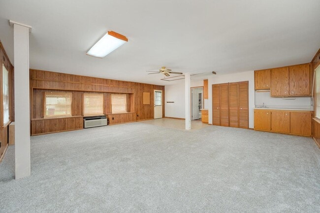 Building Photo - Beautiful Brick Ranch Home in Franklin