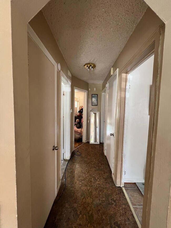 Building Photo - 16604 Winthrop St