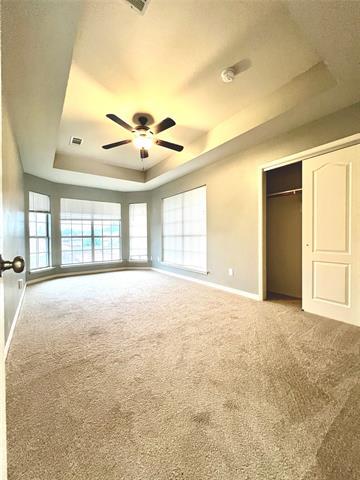 Building Photo - 1042 Fireside Dr
