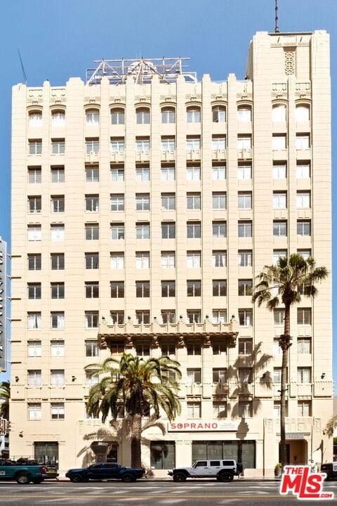 Building Photo - 6253 Hollywood Blvd