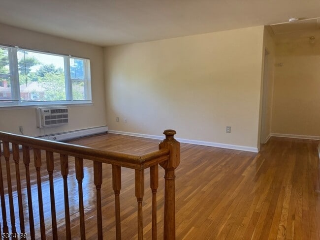 Building Photo - 51 Traphagen Rd