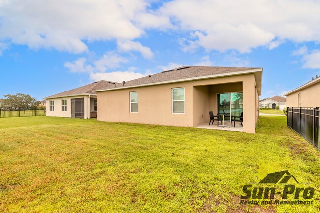 Building Photo - 2007 Glenbrooke Rd.