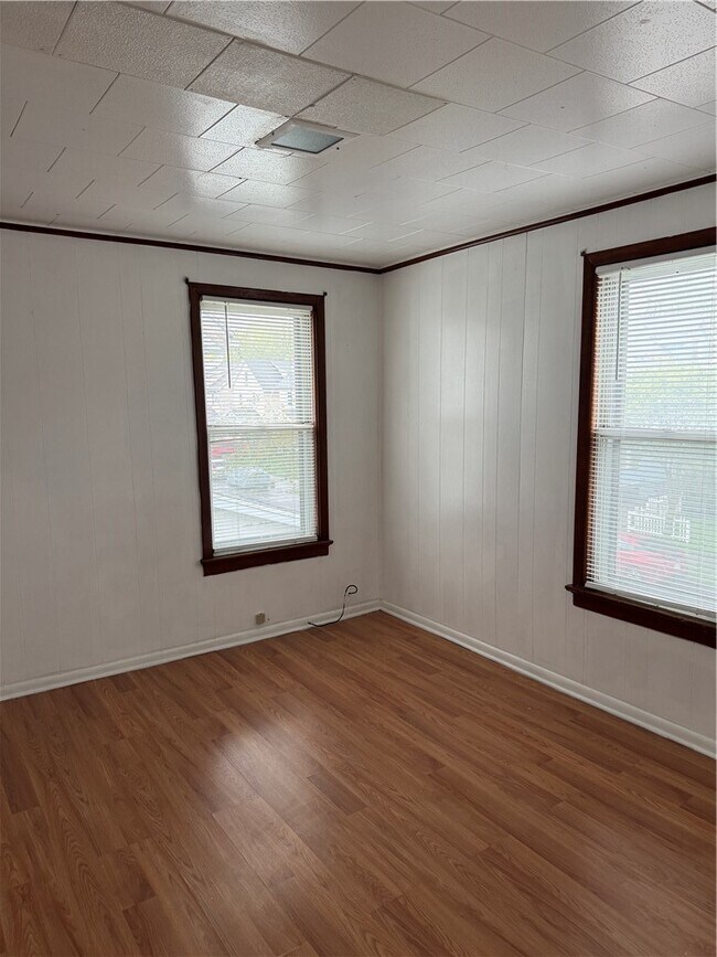 Building Photo - 239 Weyl St