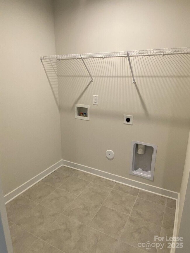 Building Photo - 10460 Dalton Woods Ct NW