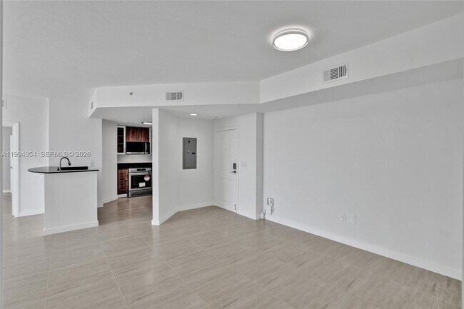 Building Photo - 7900 Harbor Island Dr