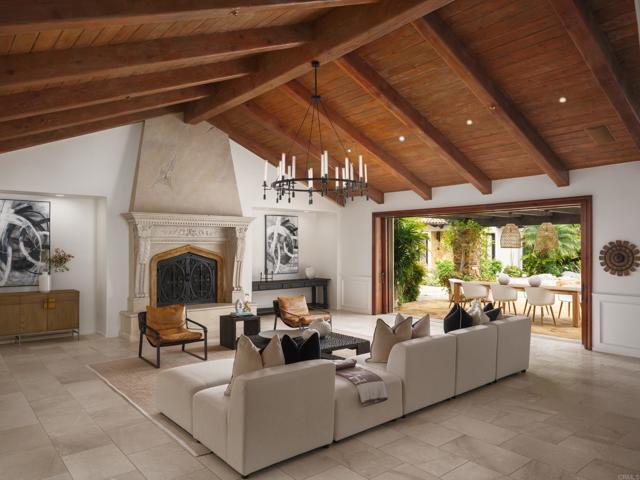 Building Photo - 17550 Via De Fortuna
