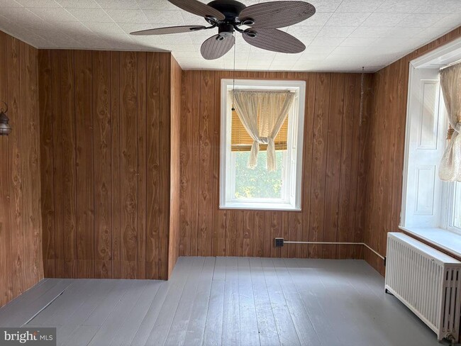 Building Photo - 77 Stitzel Ln