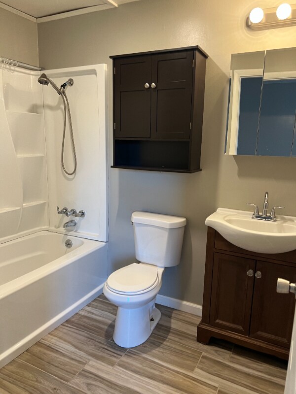 Building Photo - 239 Nesbitt St