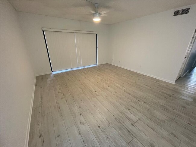 Building Photo - 1618 S Pine Ridge Cir