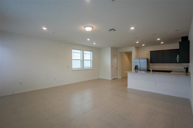 Building Photo - 4565 ORCHARD VIEW Aly