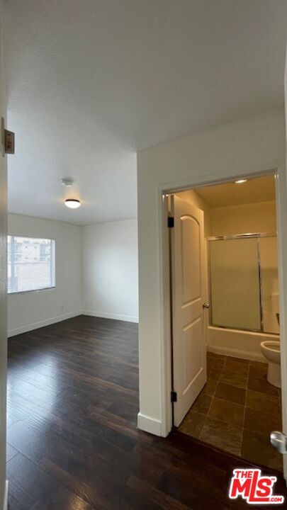 Building Photo - 639 Alexandria Ave