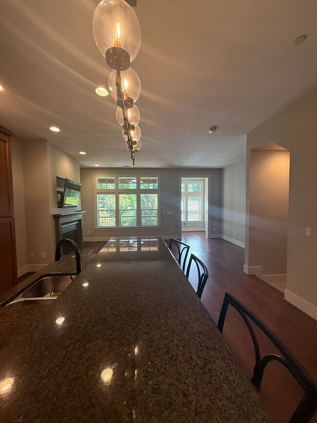 Building Photo - Stunning Contemporary townhome in Coveted Peterkort Woods, near St. Vincent's in Cedar Mill