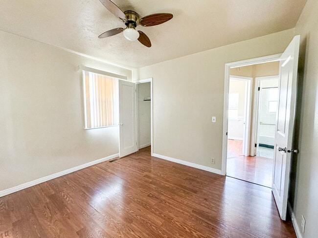 Building Photo - 1730 W Center St