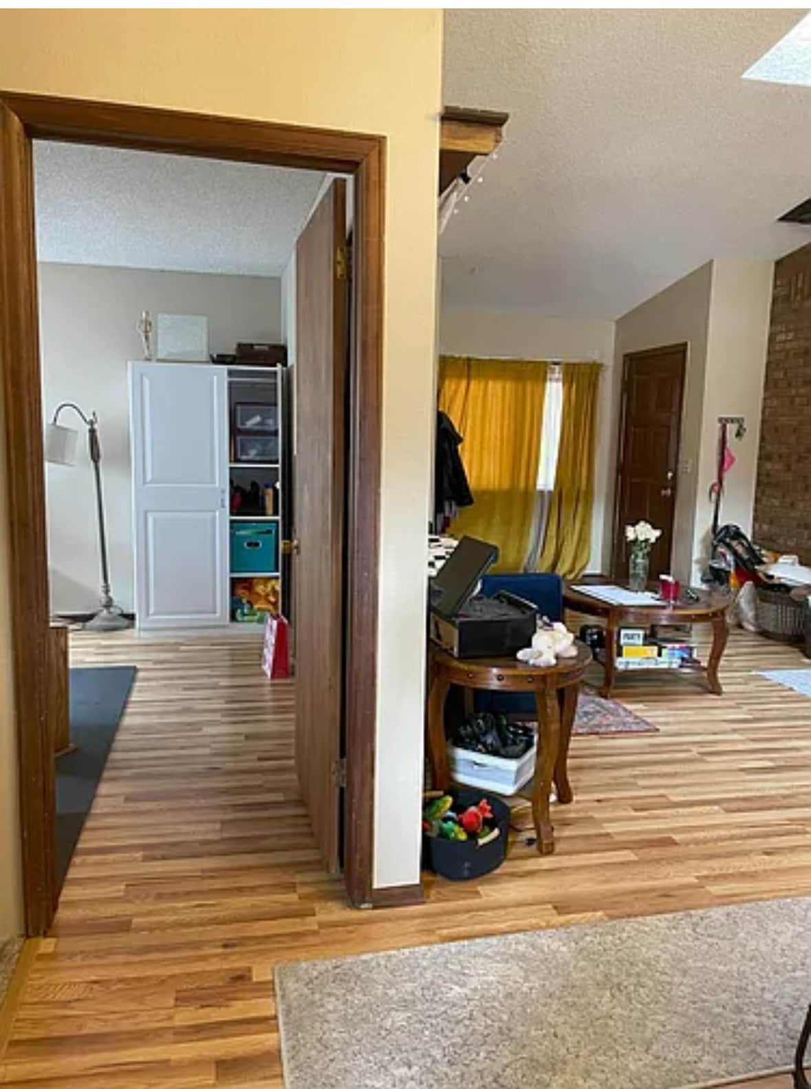 Building Photo - 388 E Valley Cir