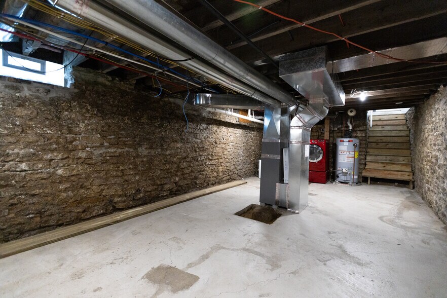 basement - 953 Dennison Ave