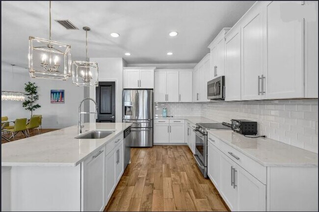 Building Photo - 743 129th St NE