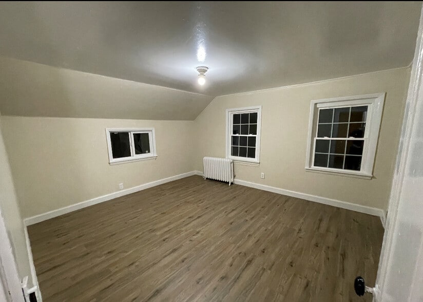 Building Photo - 2704 NY-199